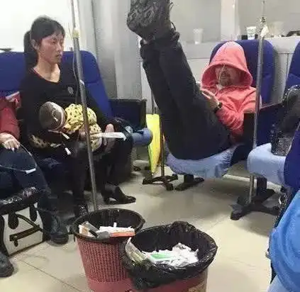 搞笑图片咱挂个水就不能安分点吗
