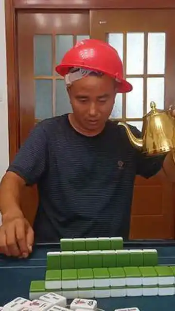 麻将搞笑段子
