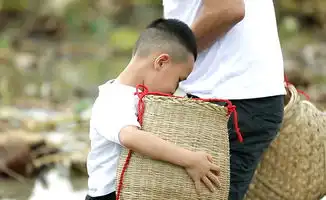 爸爸3大竣克服恐惧入泥潭
