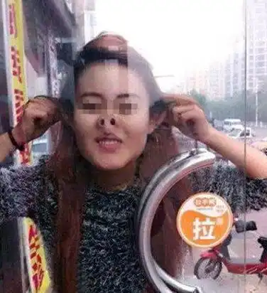 搞笑图片幽默段子笑话姑娘,你为何要把自己变丑呢,哈哈哈
