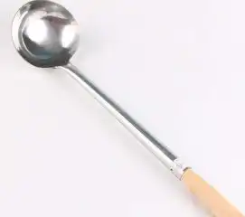 为什么厨师炒菜喜欢用勺子,大厨给您全面讲解用勺子炒菜的5大好处
