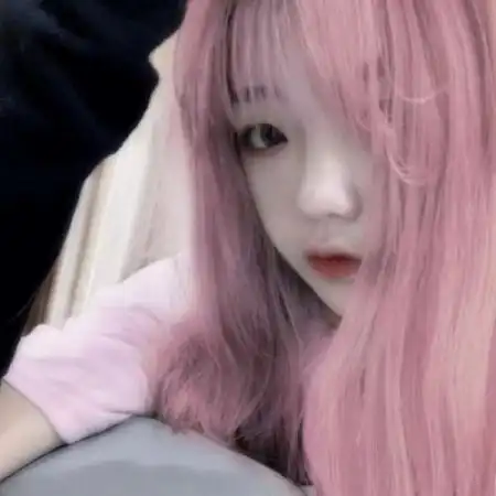 qq女生头像大全,优质冷酷的美女
