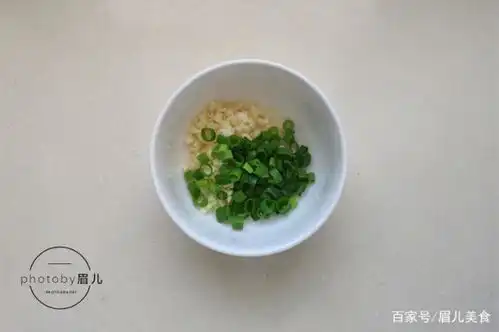 夏天了,儿子就馋鸡腿这做法,每周都要吃上一次,总嫌我不让多吃
