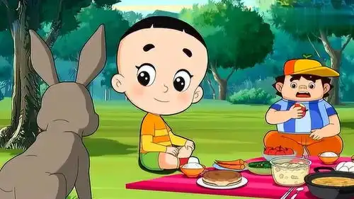 大头儿子把自己的食物分给小兔子吃,真有爱心
