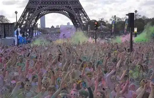 嗨嗨嗨嗨翻你的荷尔蒙激情colorrun又来了今年还要错过吗
