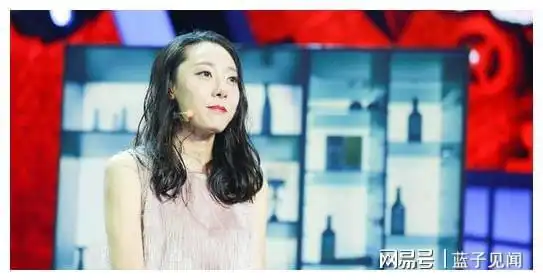 正剧出身的张小斐红了,把喜剧当理想,被星爷重用的她为何没火
