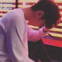 戴口罩帅哥照片真实头像