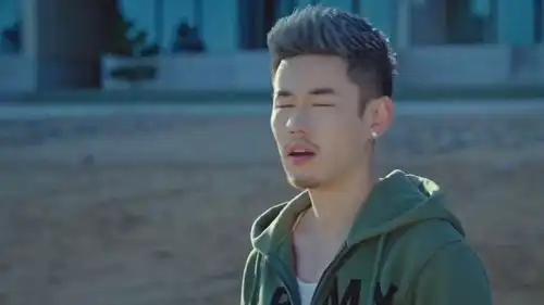 看看穆青这傲娇的小表情
