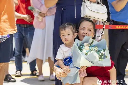 精彩图集高考落幕,青春启航凤凰网海南凤凰网
