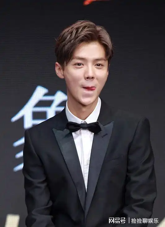 娱乐圈兄弟情,鹿晗微信头像是睡着的陈赫,网友铁哥们儿
