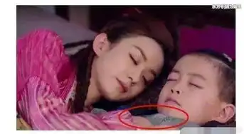 搞笑穿帮镜头,宫廷剧出现塑料板凳,宫斗就都成了玩笑

