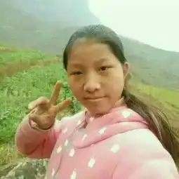 求丑女照片啊不做坏事只是玩玩而已真实一点不要太假生活照就很好像
