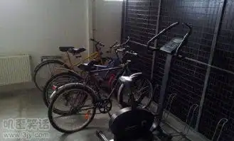 从健身房一路骑回来真累
