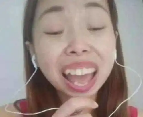 嘟嘟姐走投无路爆生活照,为了节目效果只能扮丑,网友你可真美
