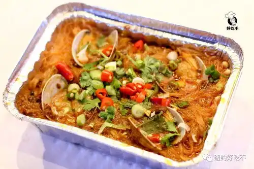 正宗东北酸菜铜锅涮肉来袭配销魂虾扯蛋锡纸烧,火爆纽约城

