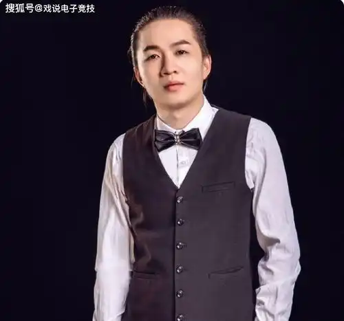 四大家族齐聚kpi杯,剑仙重出江湖,吕德华领衔神机营
