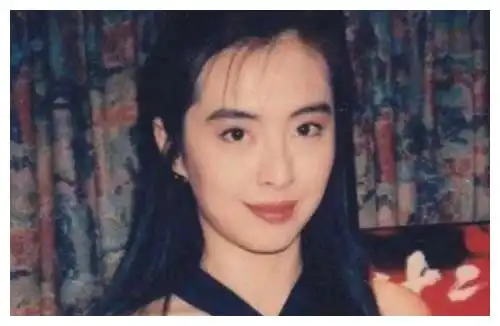 她是星爷电影中的丑女,真实照片曝光网友直呼被骗,这不是王祖贤
