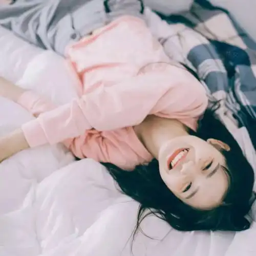 头像不思进取,思你鸡汤
