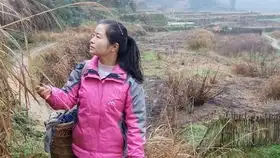 春节将至,姑娘自编打工难,听得想回家过年的人泪流满面
