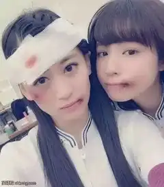 爆笑内涵gif女友发来的自拍心塞
