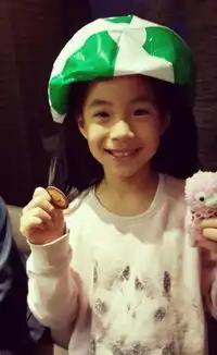 高清小s晒三个女儿亲子照搞怪卖萌幸福四溢
