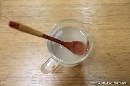 自制传统祛暑冰粉,吃一碗透心凉,解渴提神儿去心烦