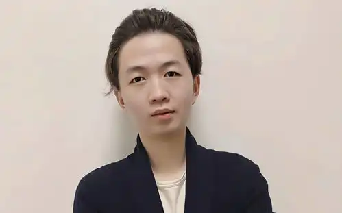 杨幂游戏面对梦泪与吕德华,冷热两种态度惹争议,网友真冤枉了
