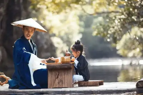 不争,不理,不解释
