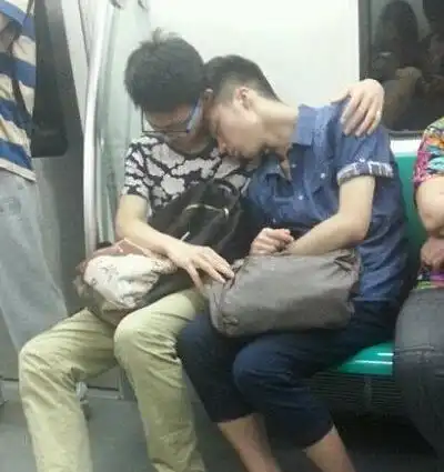 笑话段子搞笑图片算命先生你别跑,我保证不打死你
