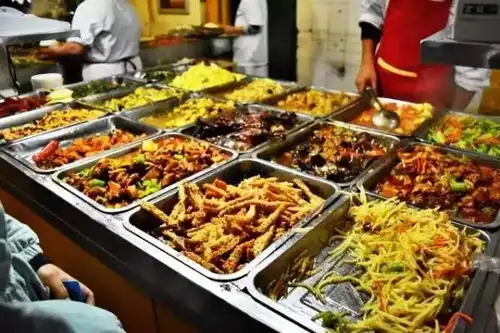 大学食堂排行榜出炉,网红食堂不是吹的,考上可能会胖十斤
