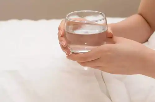 长期喝白开水与长期喝茶的人相比,哪种身体更健康不妨了解一下
