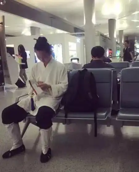搞笑图片这检讨书,老师看了想打人
