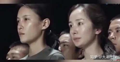 杨幂微博头像用了十年突然换了张丑女照,网民大呼见证历史素颜
