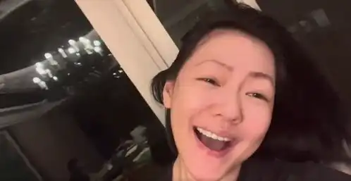 组图小s豪宅热舞灿笑庆祝女儿开学怒怼网友发言教育