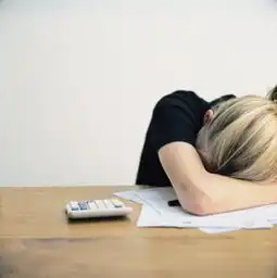 警惕22种睡法让女人老的更快
