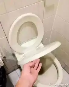 装修设计要请个靠谱的,不然你永远不知道设计师的想象力有多丰富
