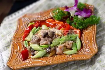 麻辣牛蛙,中国菜系,食品餐饮,摄影素材,汇图网
