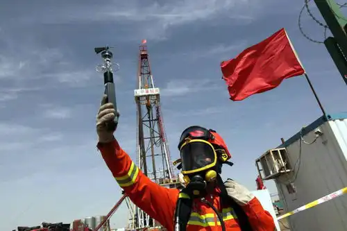 中国创下亚洲最深钻井记录深度比肩珠峰,成为亚洲第一深井