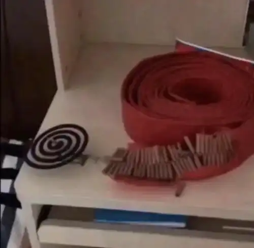 搞笑图片头发的离去是风的拉扯,还是脑袋的不挽留
