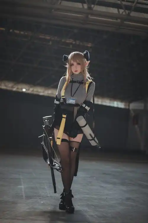 明日方舟陨星cosplaycnrioko凉凉子
