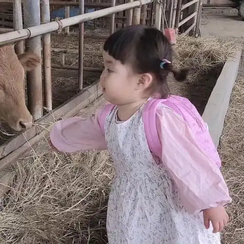 超火微信高清真人版情头一对两张超拽情头独一无二搞情侣头像
