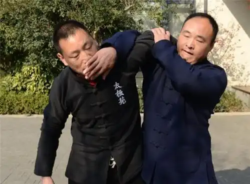 马云退休1年了,曾舍命为马云挡子弹的保镖,他如今活成这样
