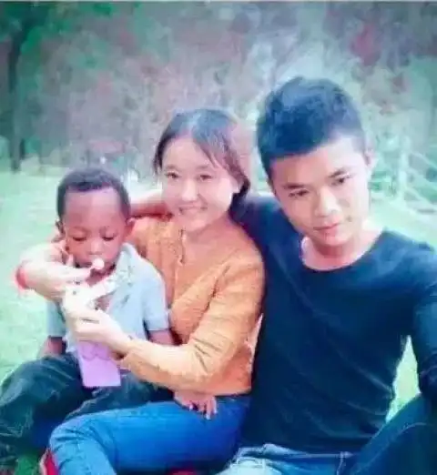 nomessageavailable什么意思搞笑图片大姐你是不是喝多了,门打开了你为什么不出去呢...
