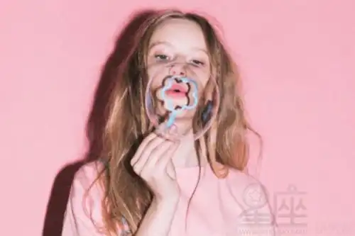 十二星座中颜值与才华并存的星座,有你吗

