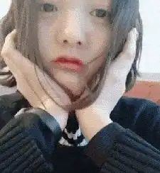 搞笑gif趣图这就过分了啊,直接撬门了啊

