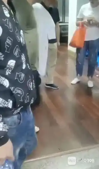 西站体育馆今天没有疫苗,要网上预约才能打千万别跑空了
