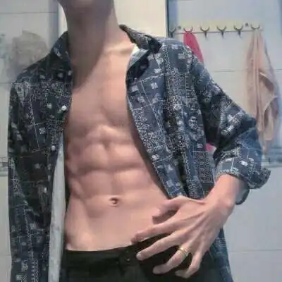 男生半身腹肌头像真人撩人撩妹专用男头图片
