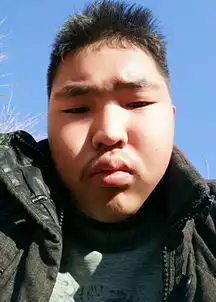求大神恶搞图片p成斗图那样的表情包越搞笑越行就是脸上表情变成搞笑的
