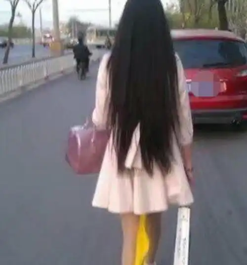 轻松一刻终于见到老人与海里头的独脚海鸥了,完全不影响它的美
