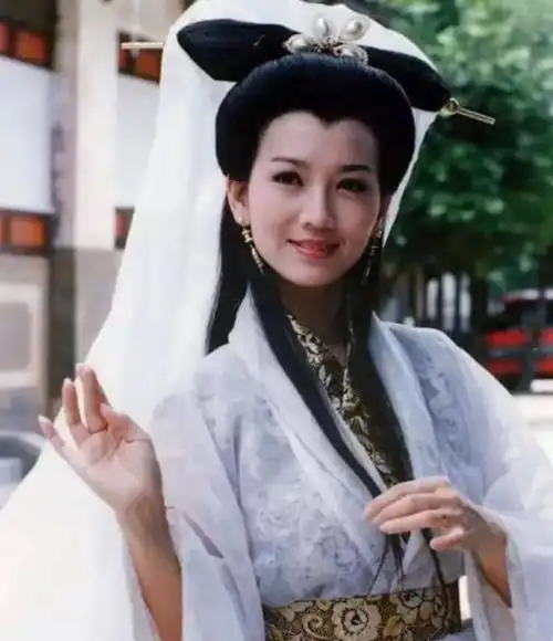 许仙与白素贞有真爱吗真正的白娘子非常可怕,许仙很好色
